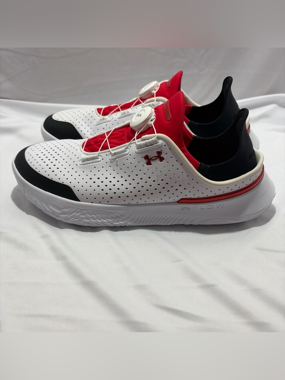 Under Armour White, Red & Black SlipSpeed Training Shoes with BOA Closure - Picture 2 of 7